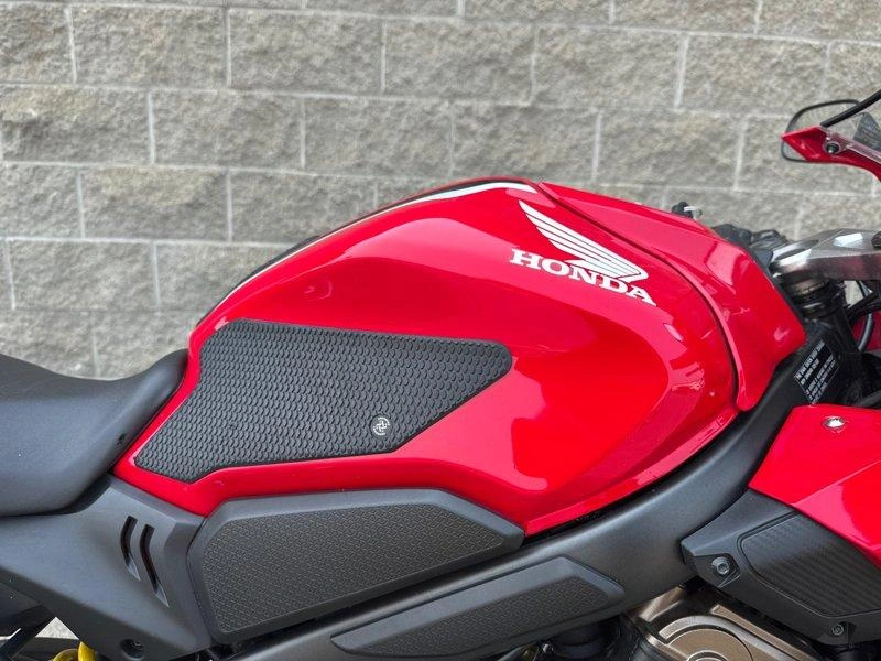 2020 Honda Cbr650r alt