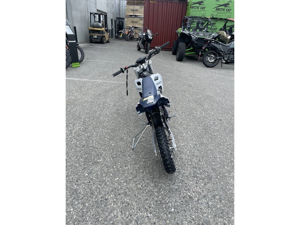 2027 Husqvarna Ee5 alt