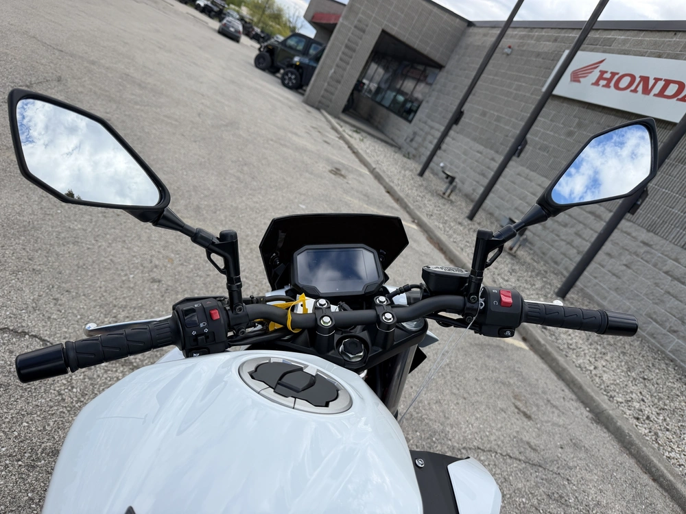 2026 Kawasaki Z500 Se Abs alt