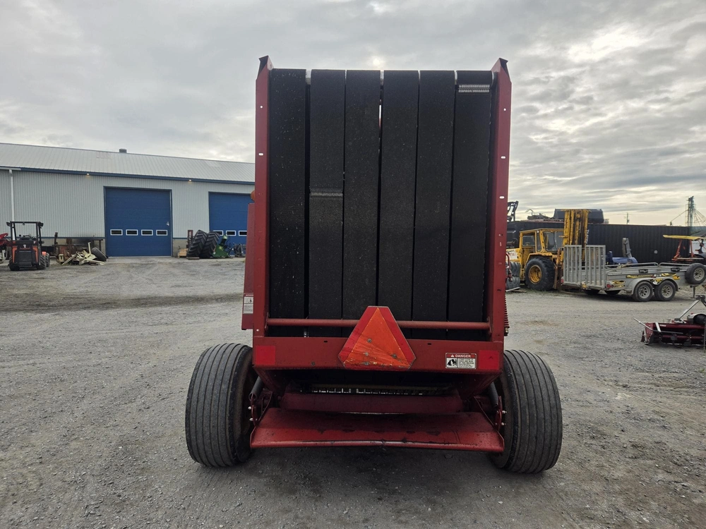 New Holland 640 None alt