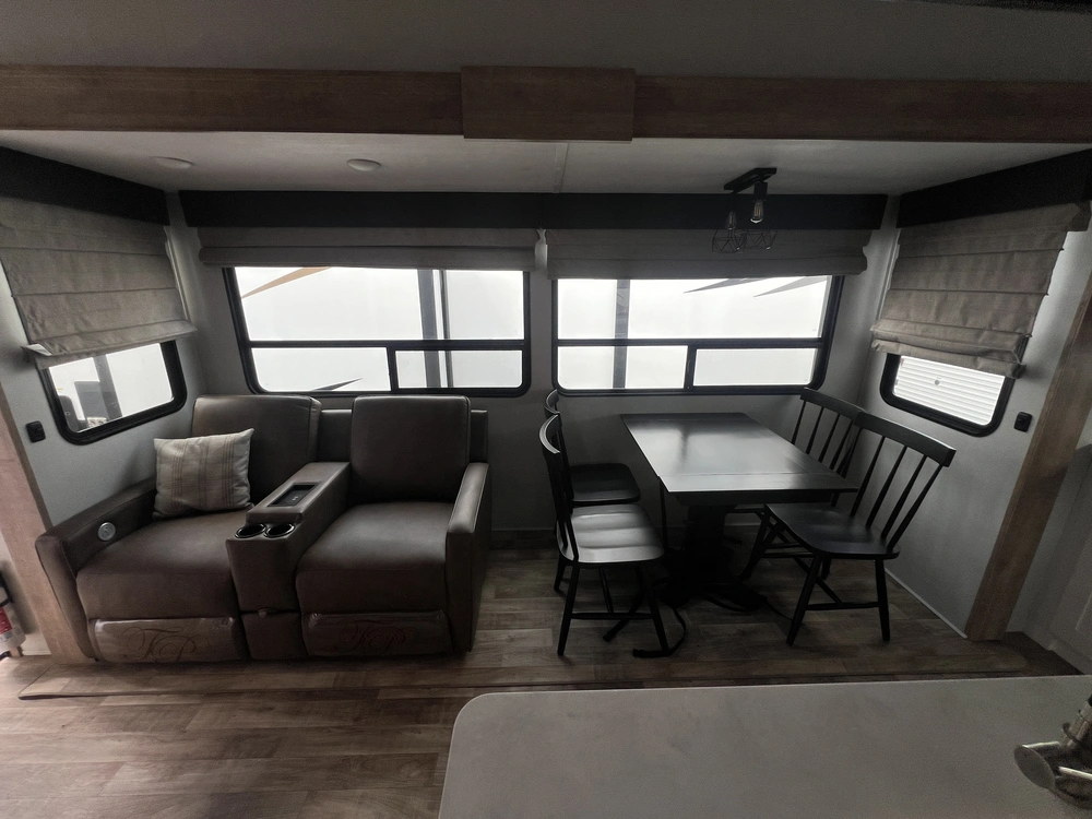 2023 Keystone Rv Arcadia 3550mb alt