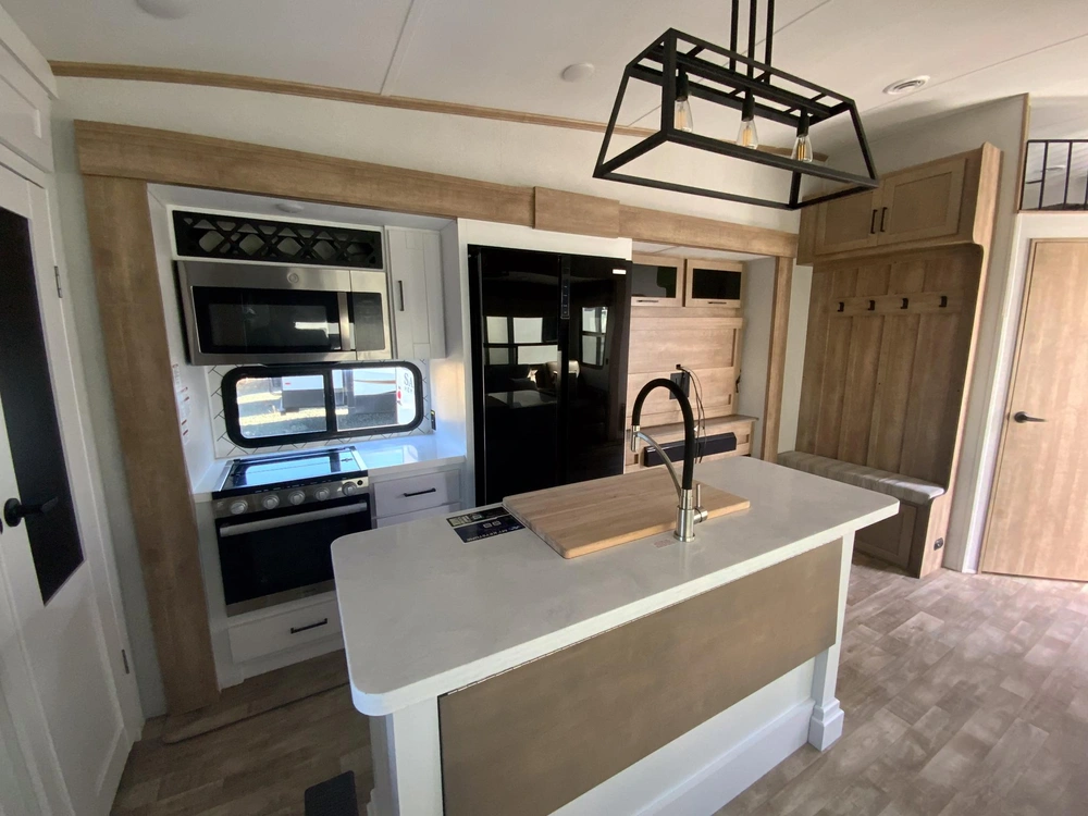 2023 Keystone Rv Arcadia 3350 Mb alt
