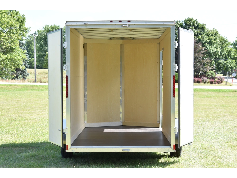 2026 Gator Galvanized Enclosed 6' X 12' Sa alt