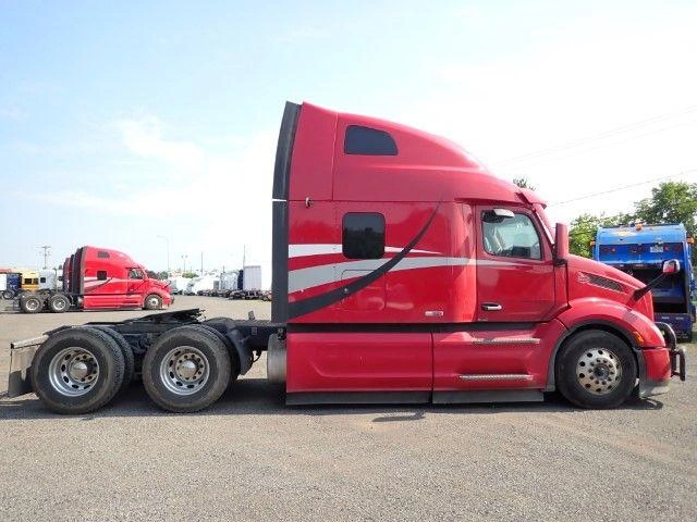 2025 Peterbilt 579