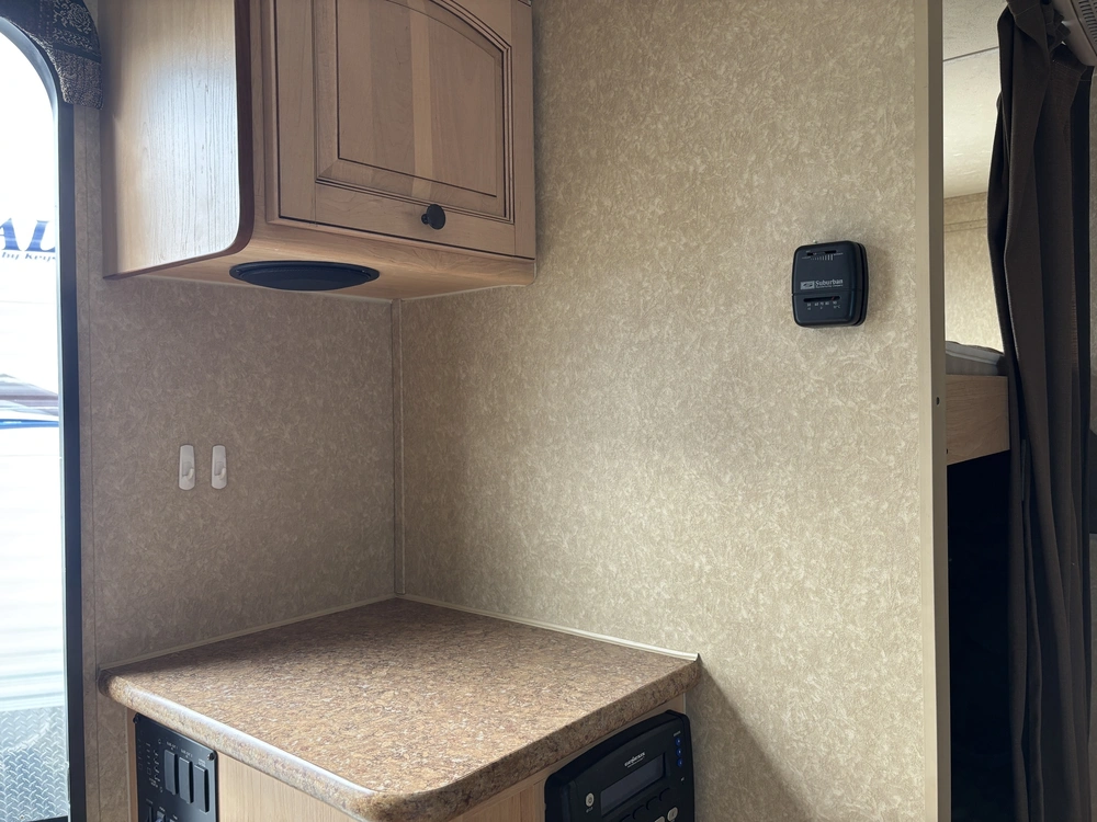 2012 Forest River Rockwood 185 alt