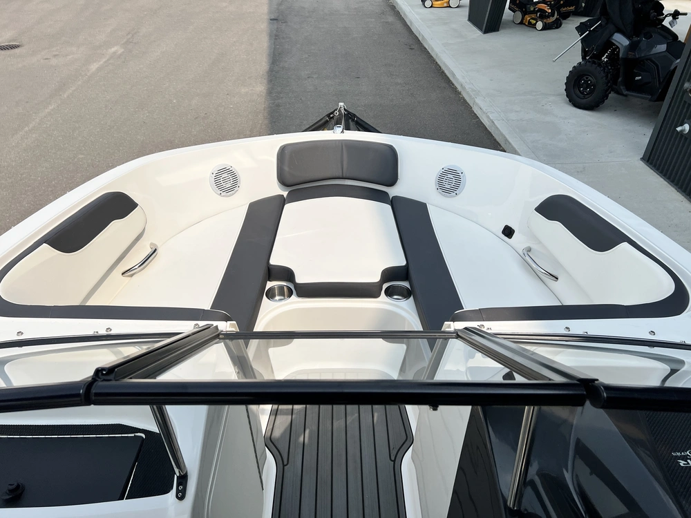 2022 Bayliner Bayliner Vr5 250 alt