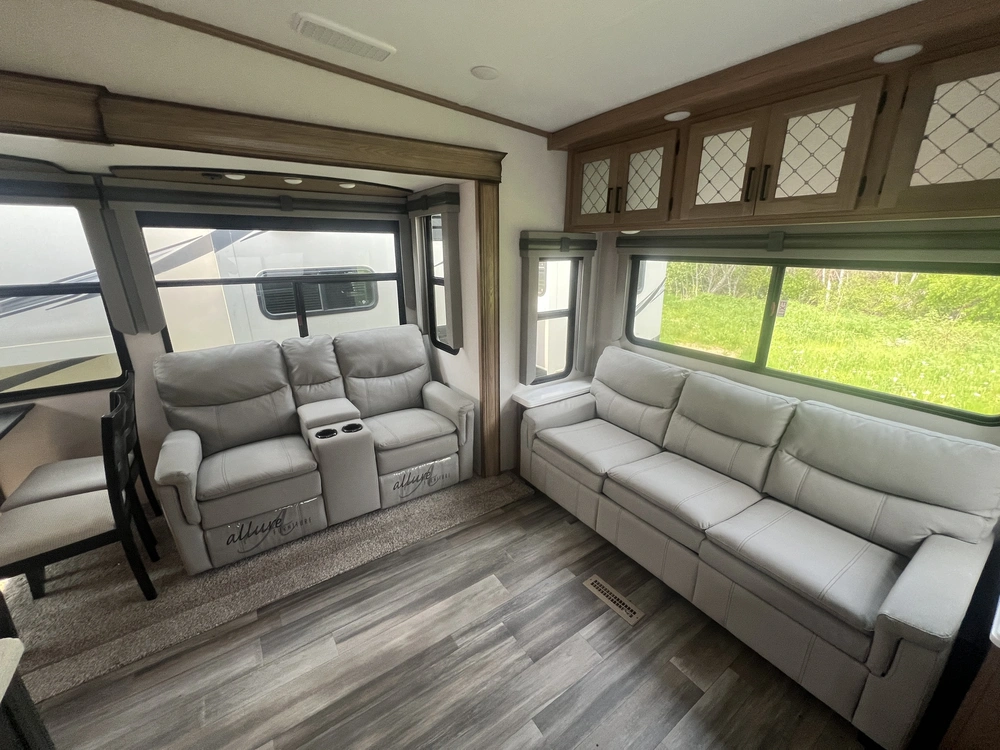 2022 Prime Time Sanibel 3102 Rs Wide Body alt