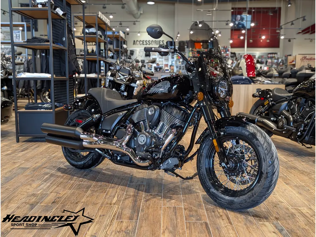 2025 Indian Motorcycle Chief Bobber // Black Metallic