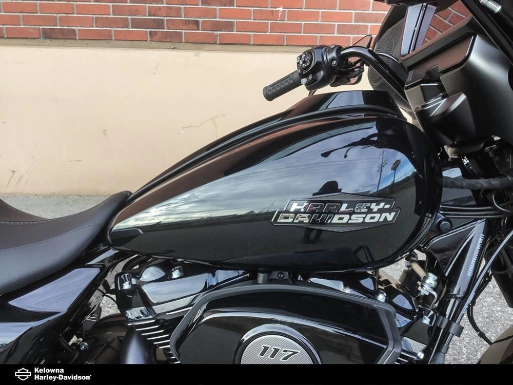 2026 Harley-davidson Flhx - Street Glide® alt