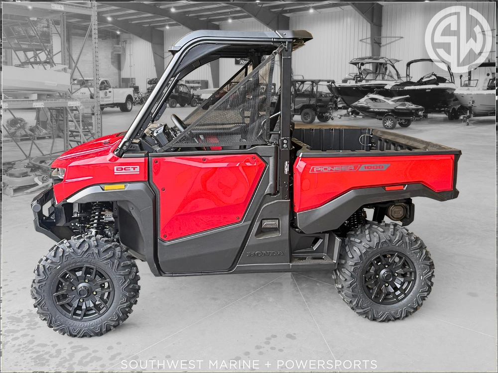 2026 Honda Pioneer 1000-3p Dlx alt