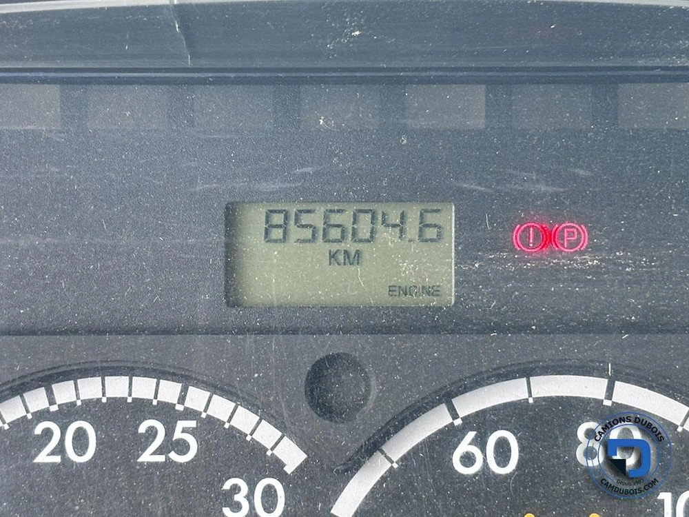 2010 Freightliner M2-106 alt