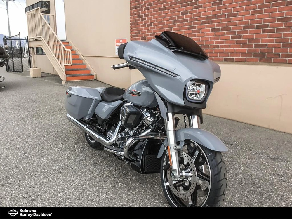 2026 Harley-davidson Flhx - Street Glide® alt