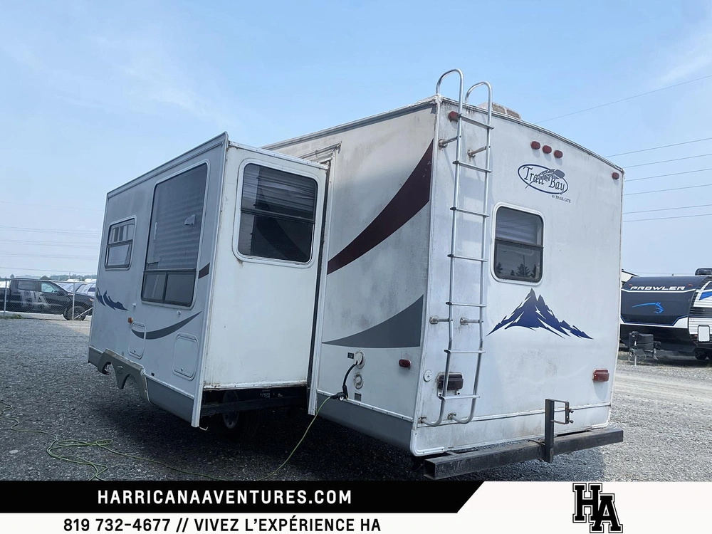 2008 R-vision Trail Bay 3528bh alt