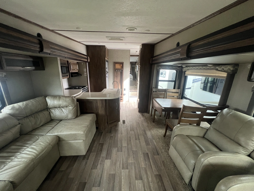 2017 Keystone Rv Cougar 29 Res alt