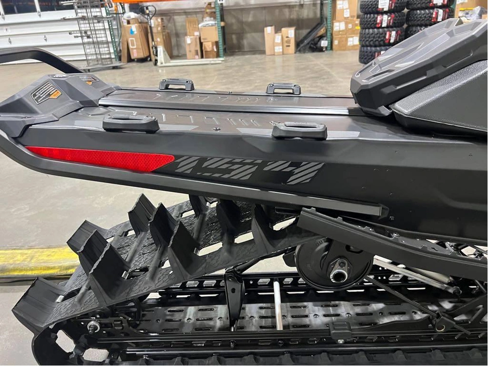 2026 Ski-doo Summit Adrenaline W/edge 154 850 Shot alt