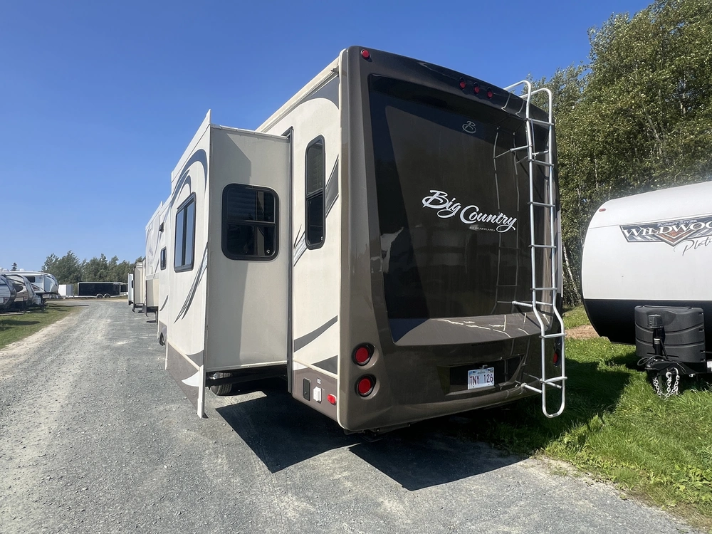 2013 Heartland Rv Big Country 3596 Re alt