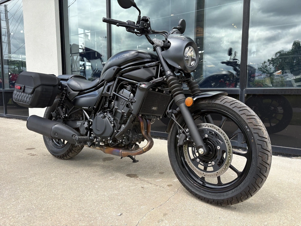 2025 Kawasaki Eliminator 500 Se 1300 Km alt