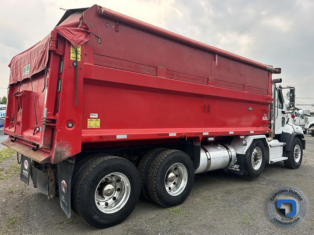 Freightliner 114sd 2022 alt