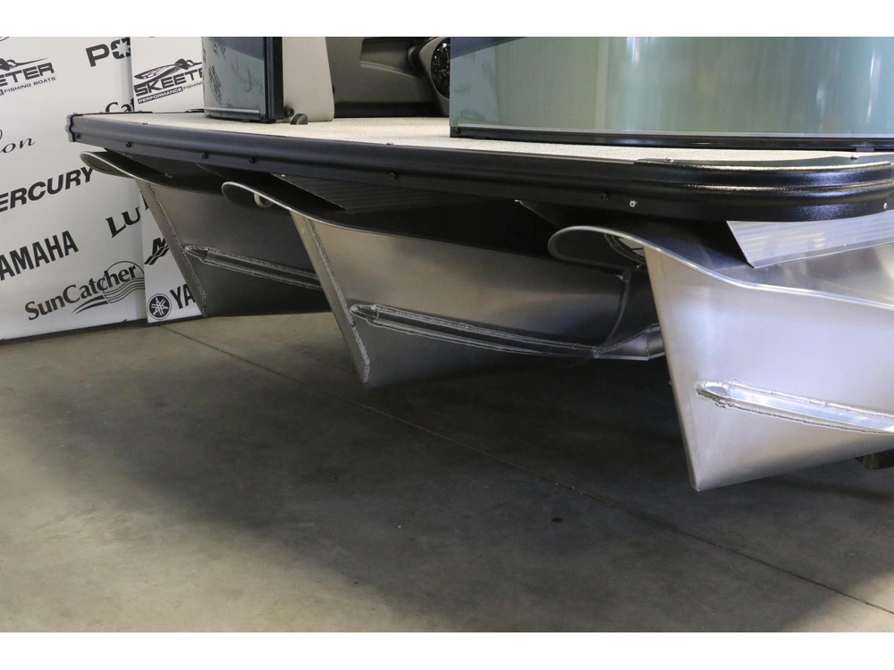 2026 Avalon Venture 2385 Rf + Yamaha Vmax 115 Hp alt