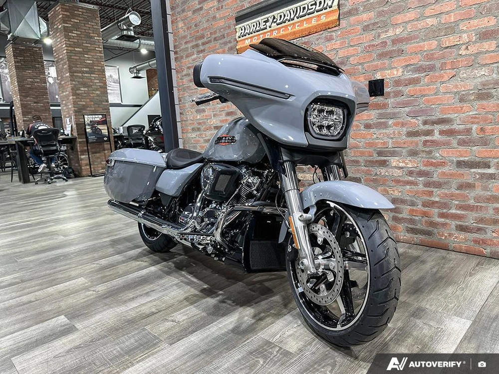 2026 Harley-davidson Street Glide alt