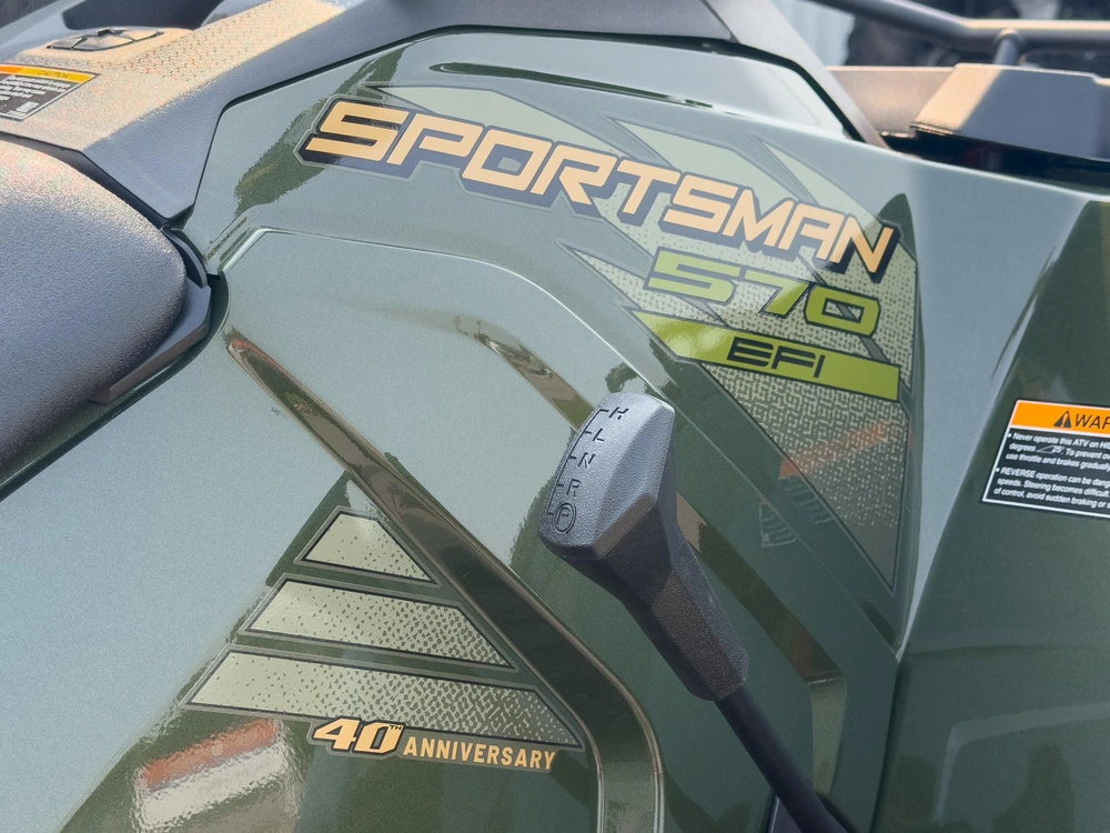 2026 Polaris Sportsman 570 Premium - 40th Anniversary Edition Treeline Green Metallic alt