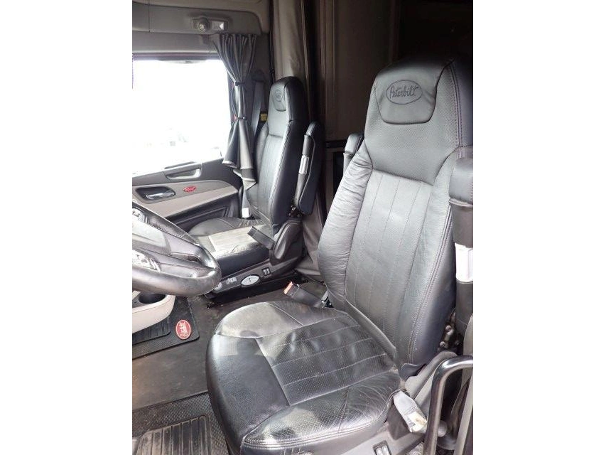 Peterbilt 579 2024