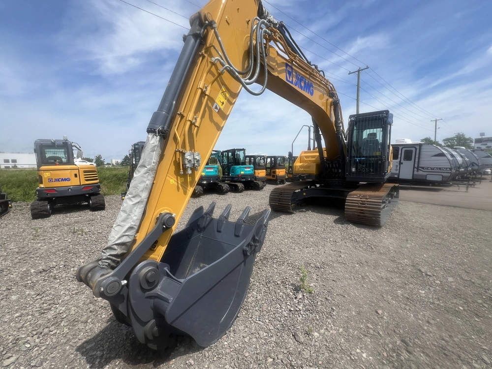 2026 Xcmg Xe225u Cab alt