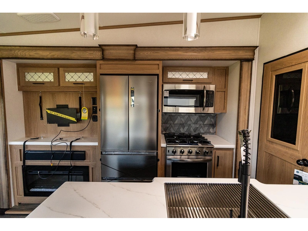2022 Prime Time Sanibel 3902 Wide Body alt