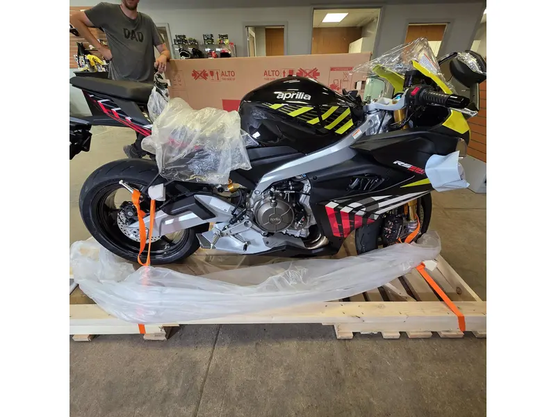 2027 Aprilia RS 660 Factory