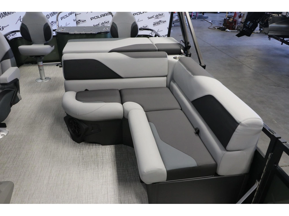 2026 Avalon Venture 2385 Rf + Yamaha Vmax 115 Hp alt