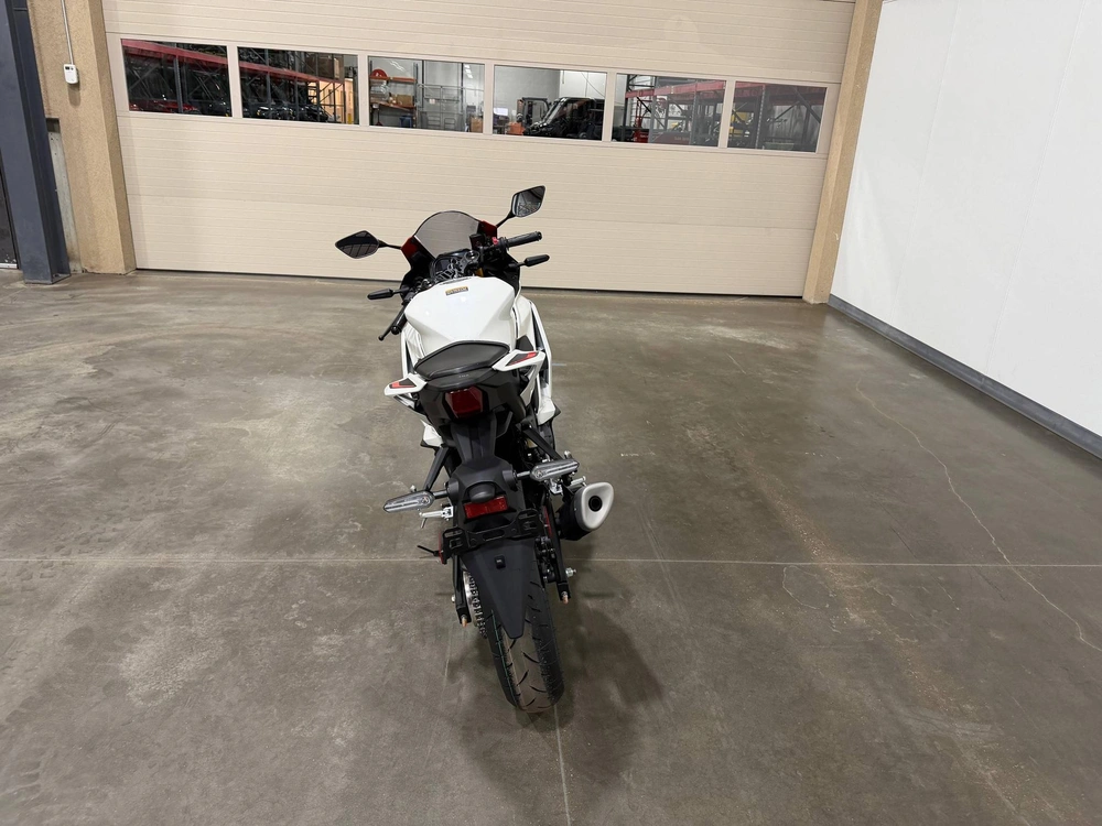 2026 Yamaha Yzf-r3 Abs 70th alt