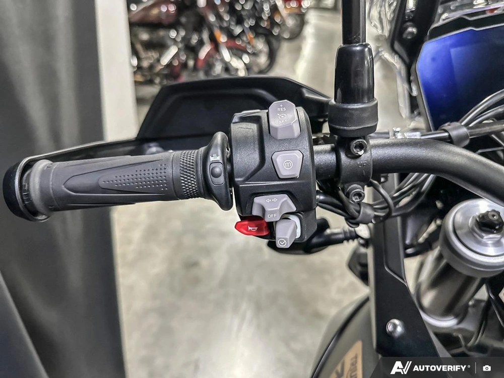 2023 Triumph Tiger 900 007 Edt 007 Edition alt