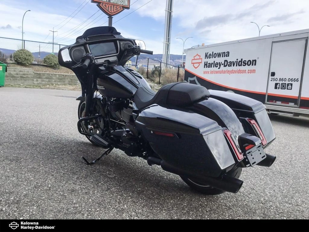 2026 Harley-davidson Flhx - Street Glide® alt