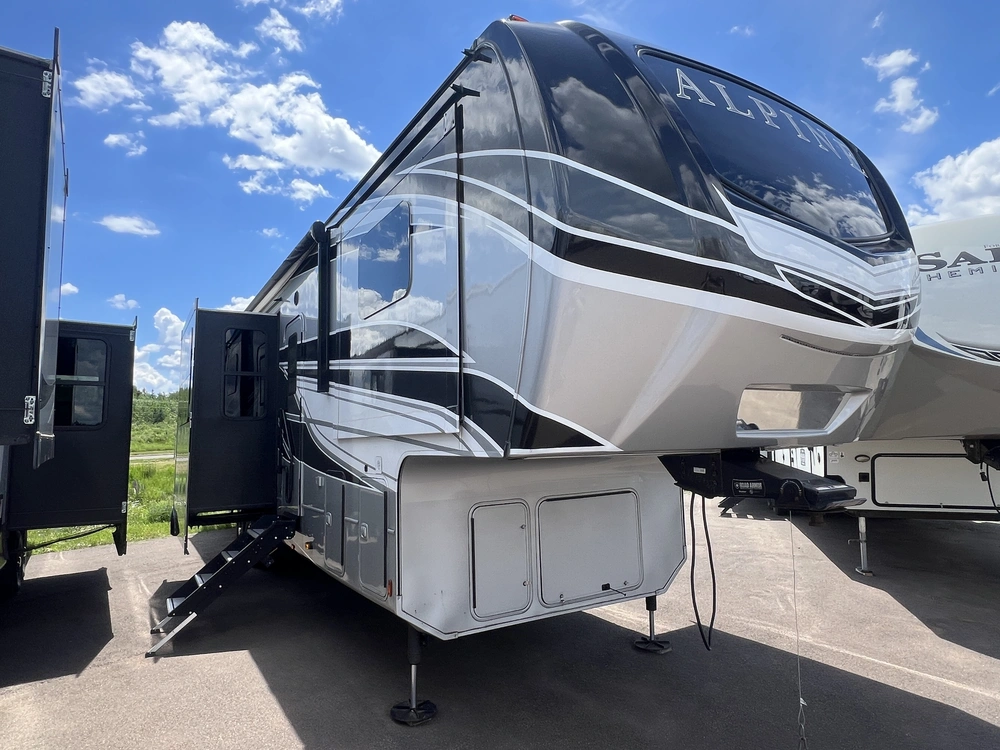 2021 Keystone Rv Alpine 3700fl alt