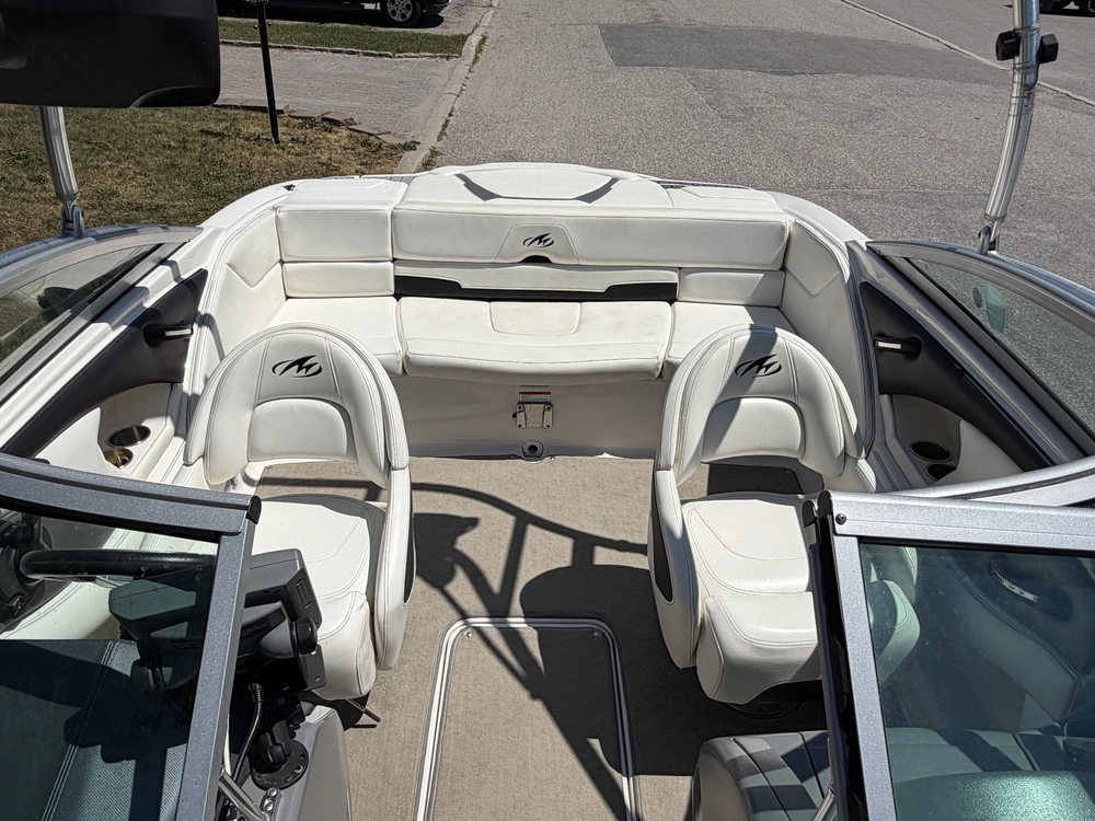 Monterey Boats 204 Sf 2012 alt