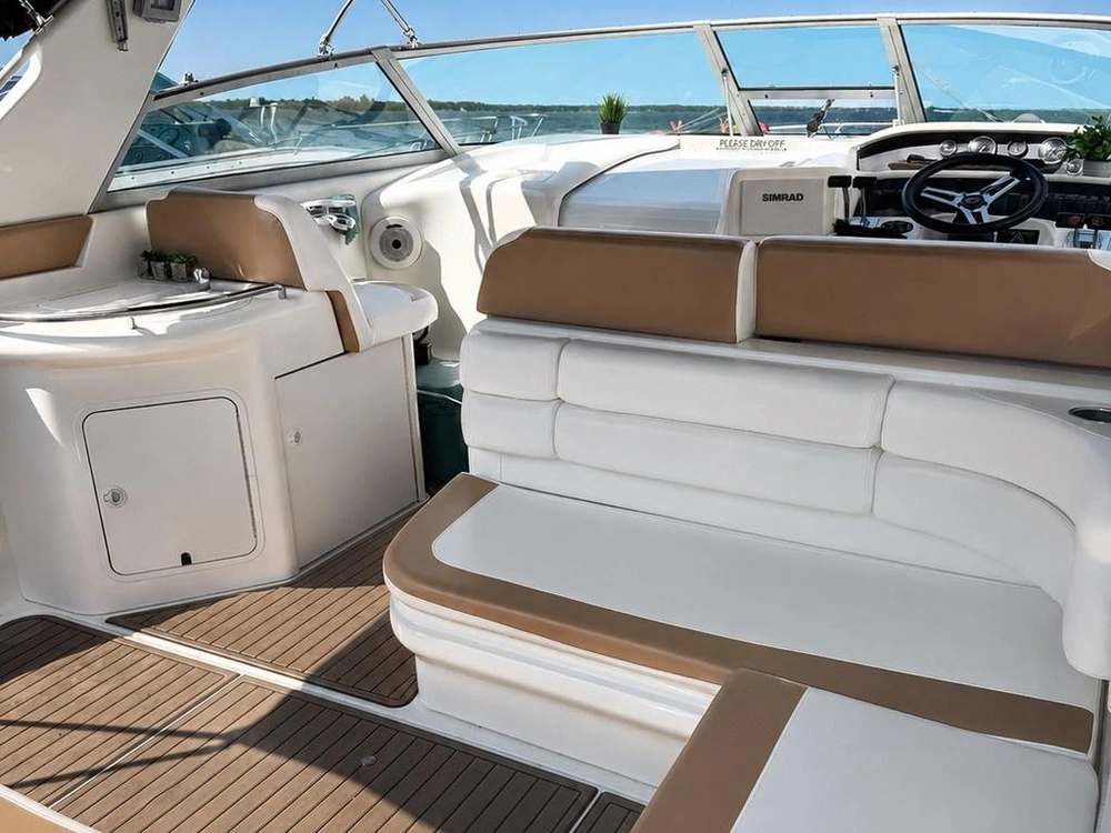 1996 Sea Ray Sundancer 330 alt