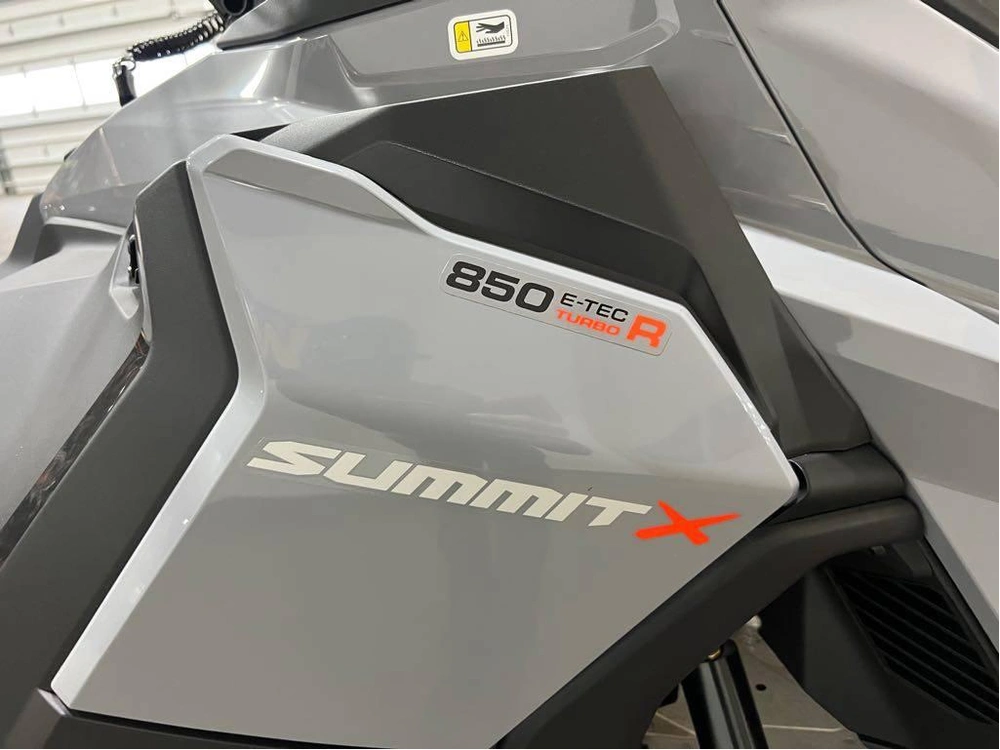 2026 Ski-doo Summit X 165 850 Turbo alt