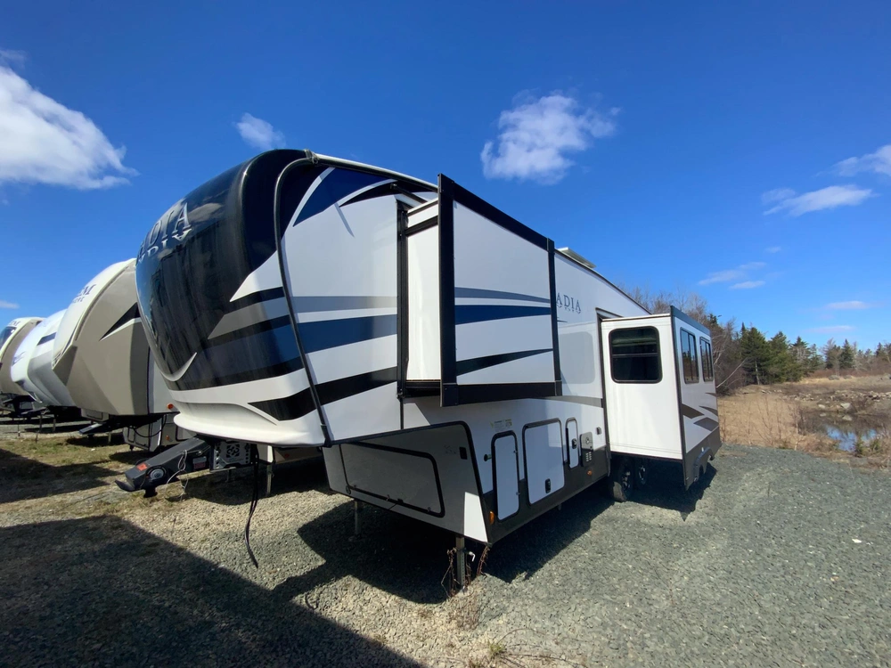 2023 Keystone Rv Arcadia 288slbh alt