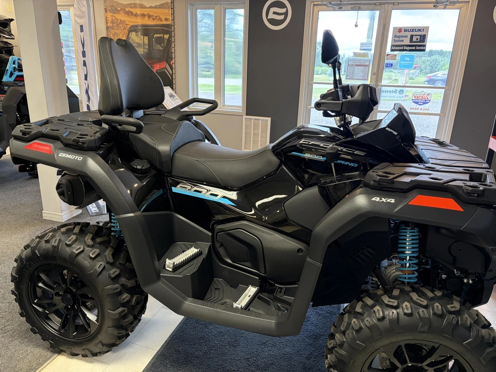 2026 Cfmoto Cforce 800 Touring alt