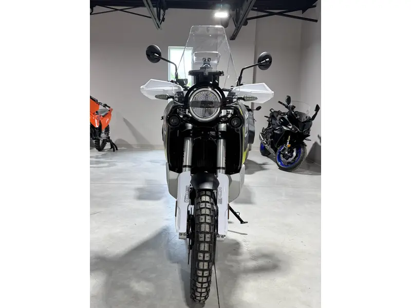 2027 Husqvarna NORDEN 901 EXPEDITIO