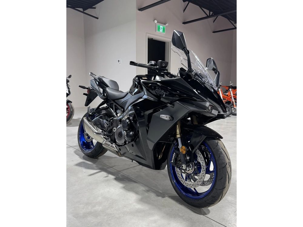 Suzuki Gsx-s1000gt 2026 alt