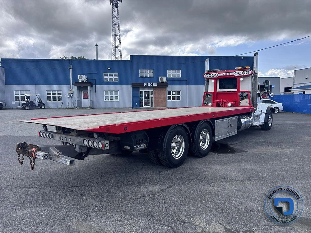 Peterbilt 567 2022 alt
