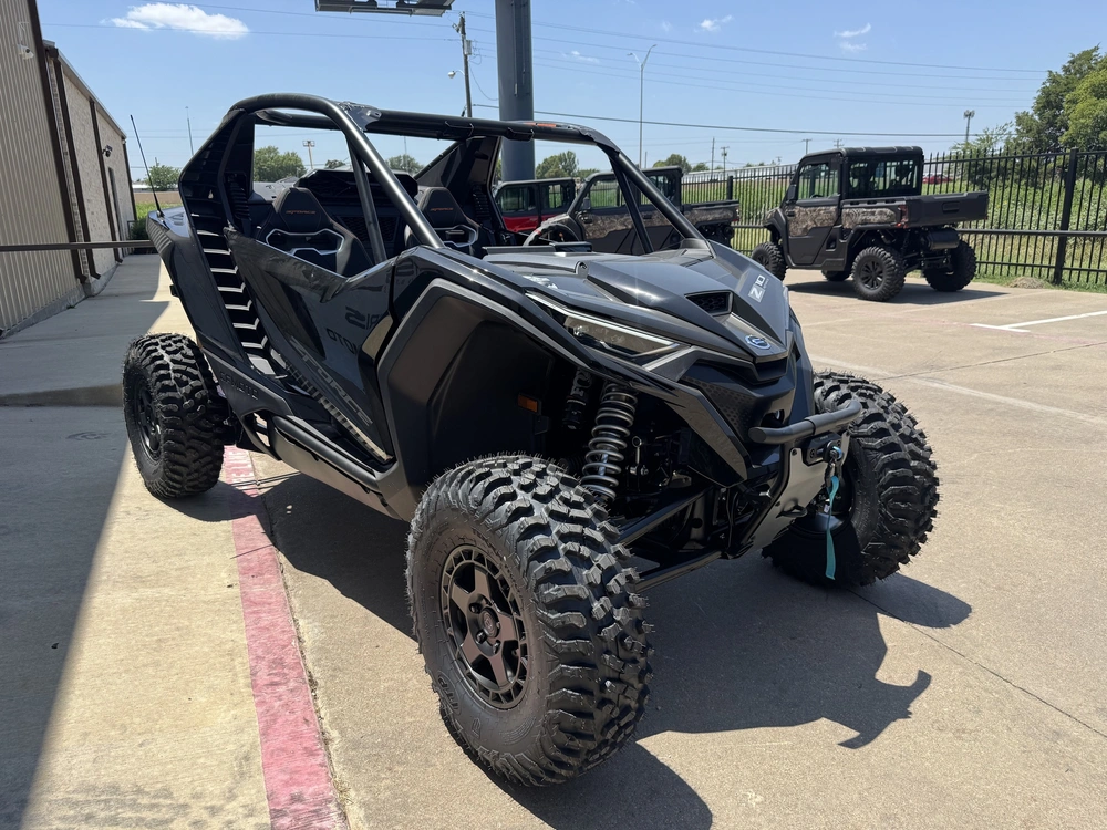 2026 Cfmoto Zforce Z10 alt