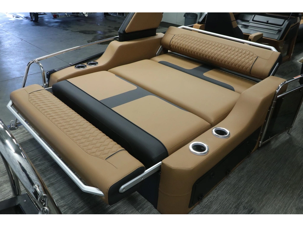 Avalon Excalibur Ltd 2785 Flw + Mercury 425xl Verado 2027 alt