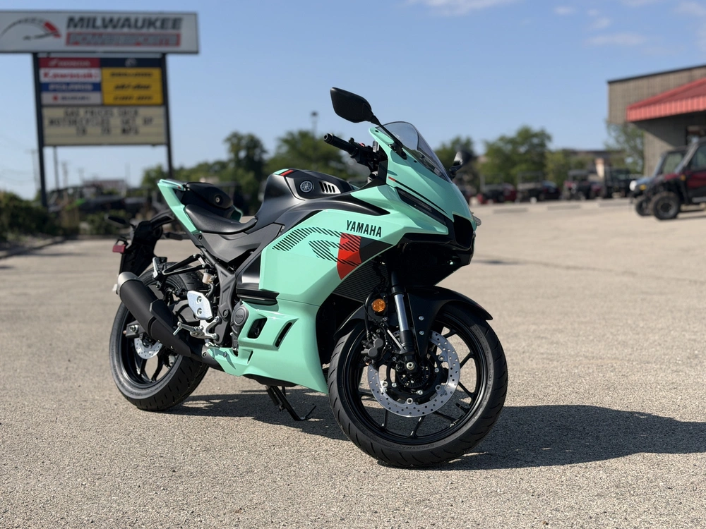 2026 Yamaha Yzf-r3 alt
