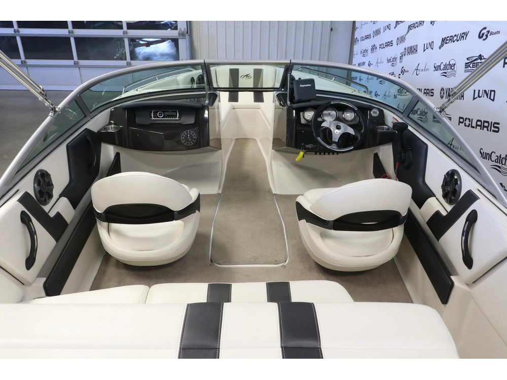 Monterey Boats Montura 196 Ms 2014 alt