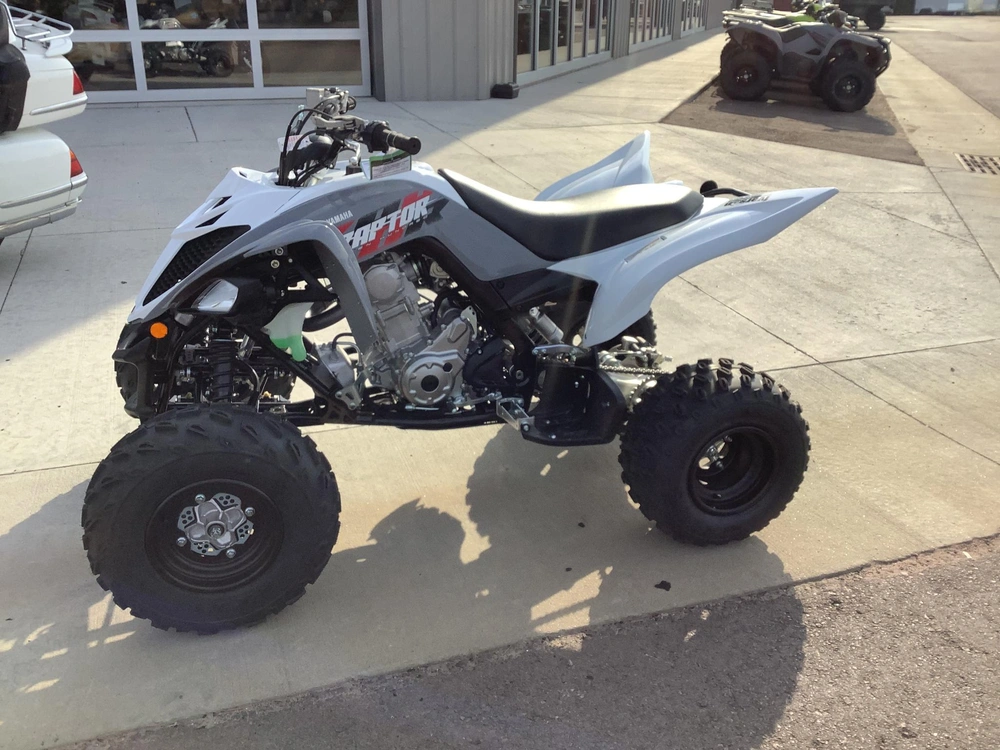 2026 Yamaha Raptor 700 alt