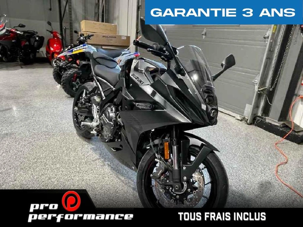 Suzuki Gsx-8r 2025 alt