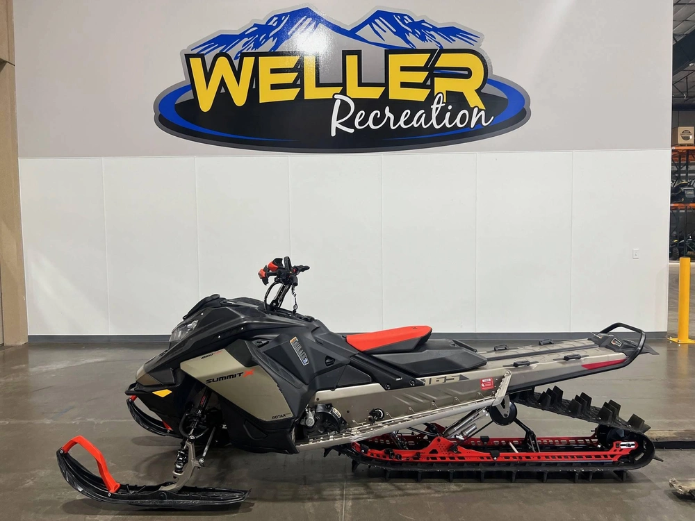 2022 Ski-doo Summit X W/ Expert Package 165 850 Turbo alt