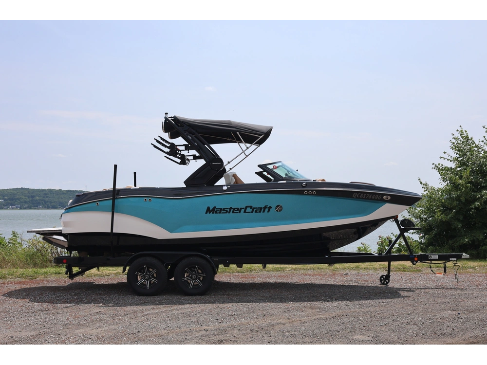 Mastercraft X22 2022 alt